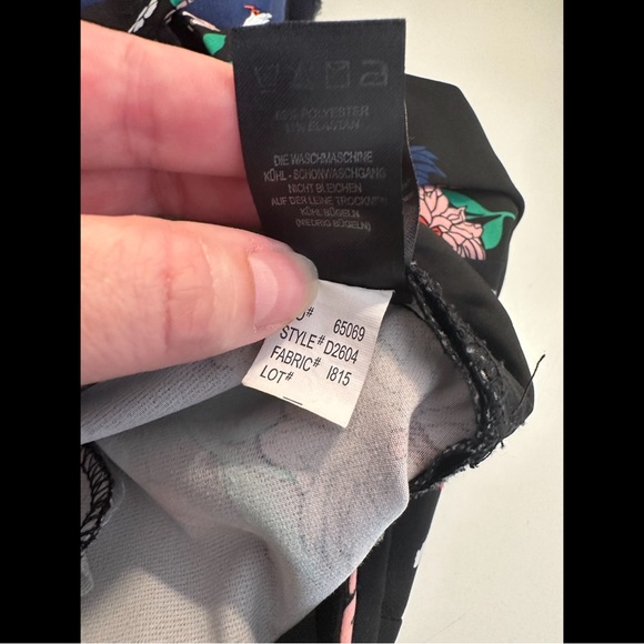 CYNTHIA ROWLEY Floral Ankle Cropped Pants Black Crop Zinnia Red Blue Pink Slim - Picture 10 of 10